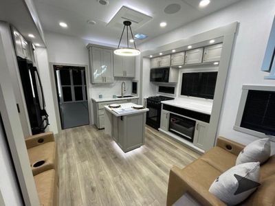 2026 Brinkley Model G - Photo 29
