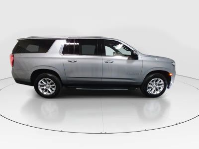 2024 Chevrolet Suburban - Photo 8