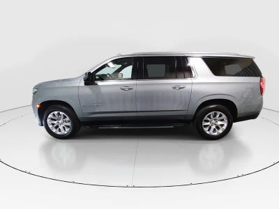 2024 Chevrolet Suburban - Photo 4