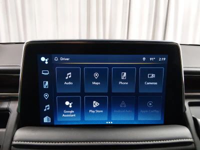 2024 Chevrolet Suburban - Photo 17