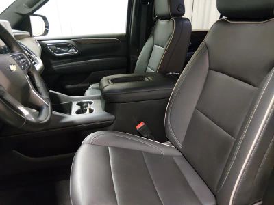 2024 Chevrolet Suburban - Photo 25