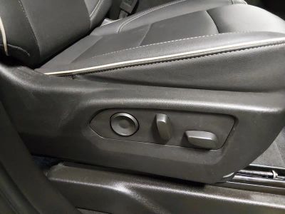 2024 Chevrolet Suburban - Photo 23