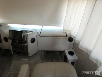 2023 Thor Motor Coach Vegas - Photo 11