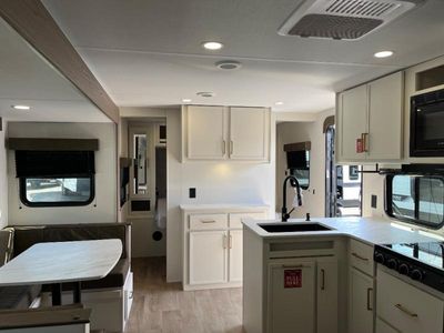 2026 Grand Design Transcend Xplor - Photo 10