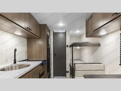 2026 Prime Time RV Avenger LT - Photo 5