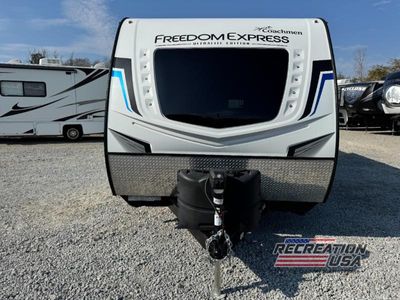 2022 Coachmen Freedom Express Ultra Lite - Photo 2