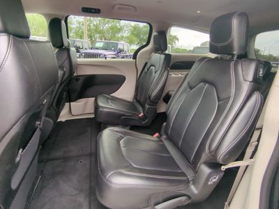 2023 Chrysler Pacifica - Photo 17