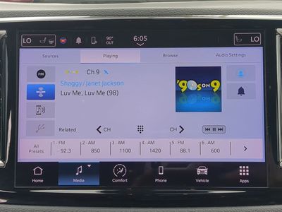2023 Chrysler Pacifica - Photo 22