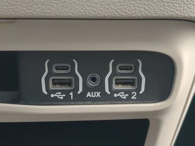 2023 Chrysler Pacifica - Photo 27