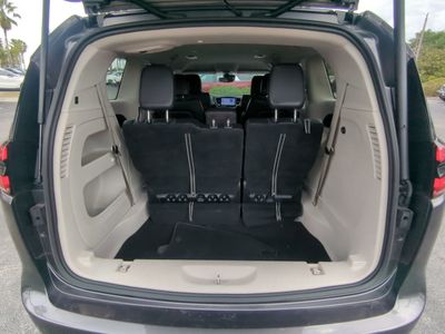 2023 Chrysler Pacifica - Photo 14