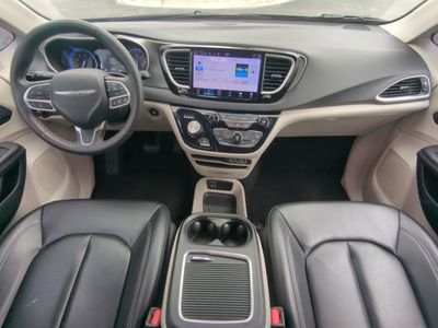 2023 Chrysler Pacifica - Photo 19
