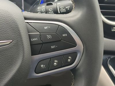 2023 Chrysler Pacifica - Photo 32