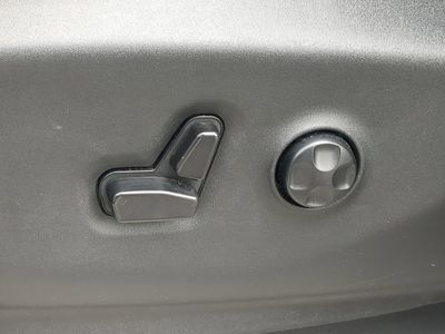 2023 Chrysler Pacifica - Photo 24