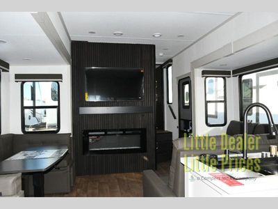 2026 Grand Design Influence - Photo 9