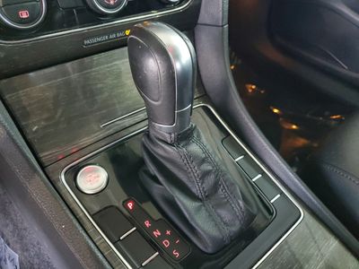 2016 Volkswagen Passat - Photo 30