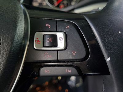 2016 Volkswagen Passat - Photo 25