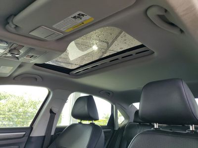 2016 Volkswagen Passat - Photo 21
