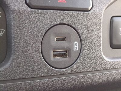 2026 Ford E-350SD - Photo 19