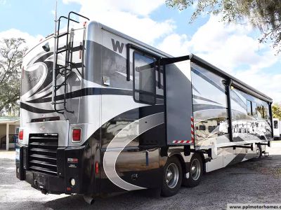 2012 Winnebago 42E — interior view