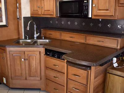 2012 Winnebago 42E — photo 19 view