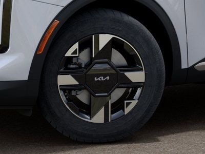 2026 Kia Sportage — photo 9 view