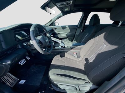 2026 Hyundai ELANTRA - Photo 14