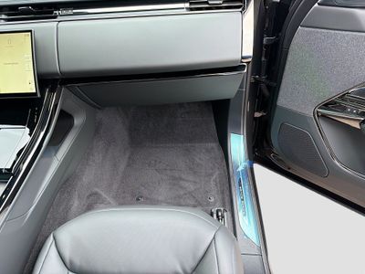 2026 Land Rover Range Rover Sport - Photo 18
