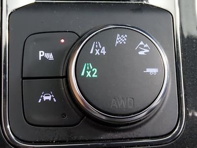 2025 Chevrolet Blazer - Photo 20