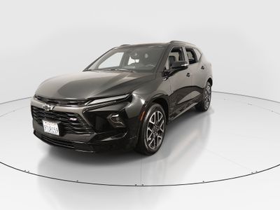 2025 Chevrolet Blazer - Photo 3