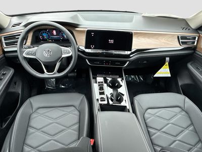 2026 Volkswagen Atlas — photo 16 view