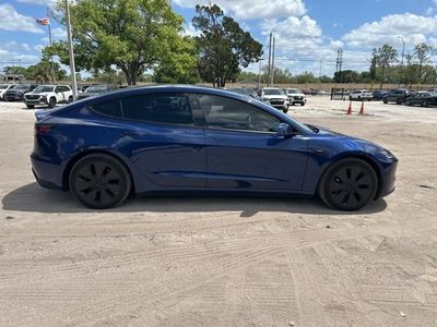 2024 Tesla Model 3 - Photo 17