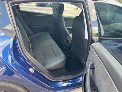 2024 Tesla Model 3 - Photo 8