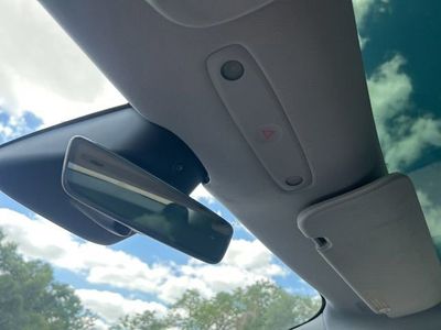 2024 Tesla Model 3 - Photo 13