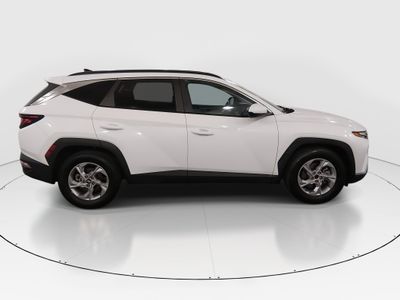 2024 Hyundai Tucson — photo 8 view