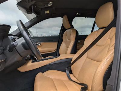 2022 Volvo XC90 - Photo 28