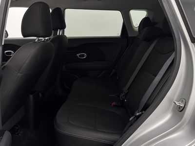 2017 Kia Soul - Photo 18