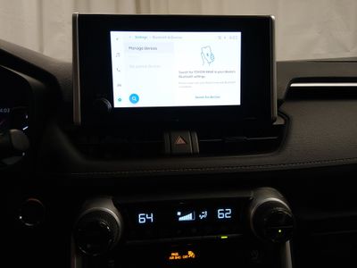 2024 Toyota RAV4 - Photo 13