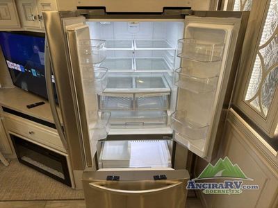 2023 Fleetwood RV Discovery LXE - Photo 11