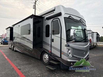 2023 Fleetwood RV Discovery LXE - Photo 2