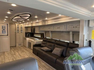 2023 Fleetwood RV Discovery LXE - Photo 7