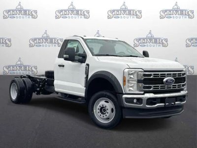 2026 Ford F-550SD - Photo 1
