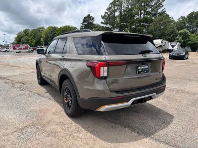 2026 Ford Explorer — detail view