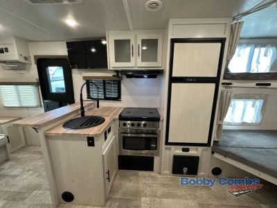 2024 Forest River RV No Boundaries - Photo 4