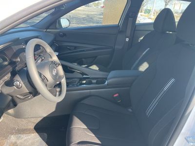 2026 Hyundai Elantra - Photo 17