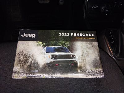 2022 Jeep Renegade - Photo 21