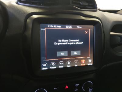 2022 Jeep Renegade - Photo 18