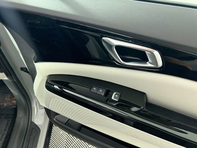 2023 Kia Carnival - Photo 31