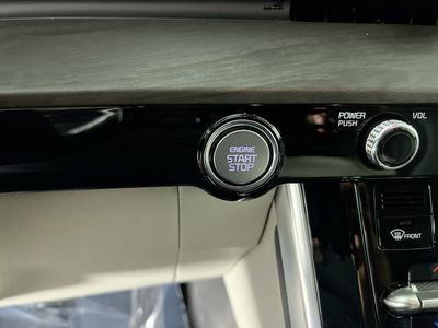 2023 Kia Carnival - Photo 21