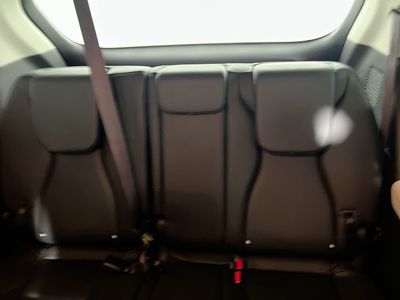 2023 Kia Carnival - Photo 28