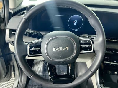 2023 Kia Carnival - Photo 16